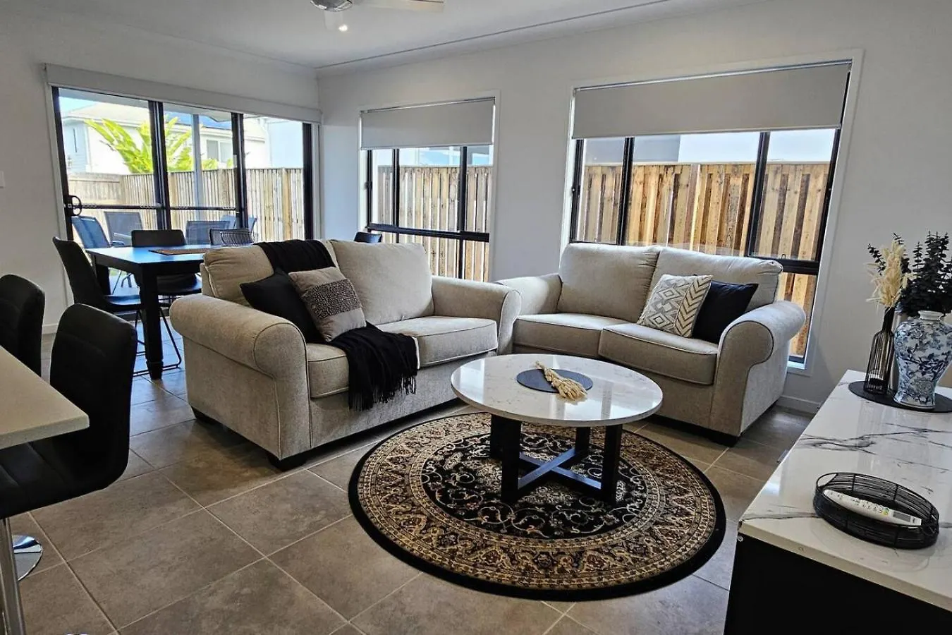 Holiday home Noble Casa Brand New Estate Sleeps 8 Burpengary East Villa Morayfield